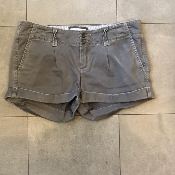 Abercrombie & Fitch Pants - Abercrombie & Fitch Shorts